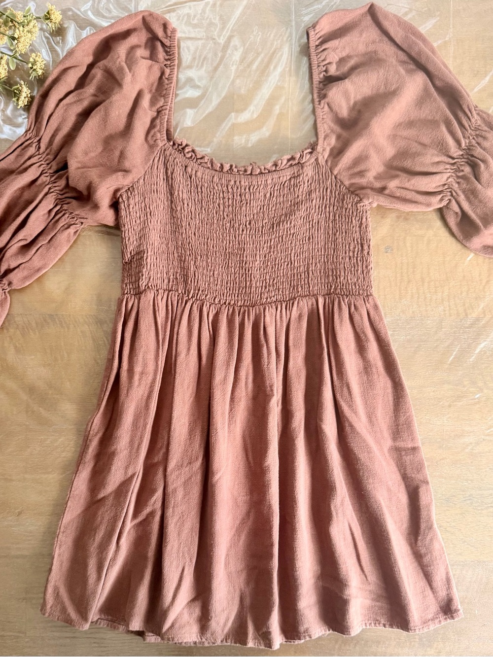 Nasty Gal - Brown Smocked Bodice Puff Sleeve Top